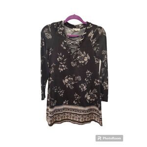 About A Girl Size Small Black Doll Dress Vneck